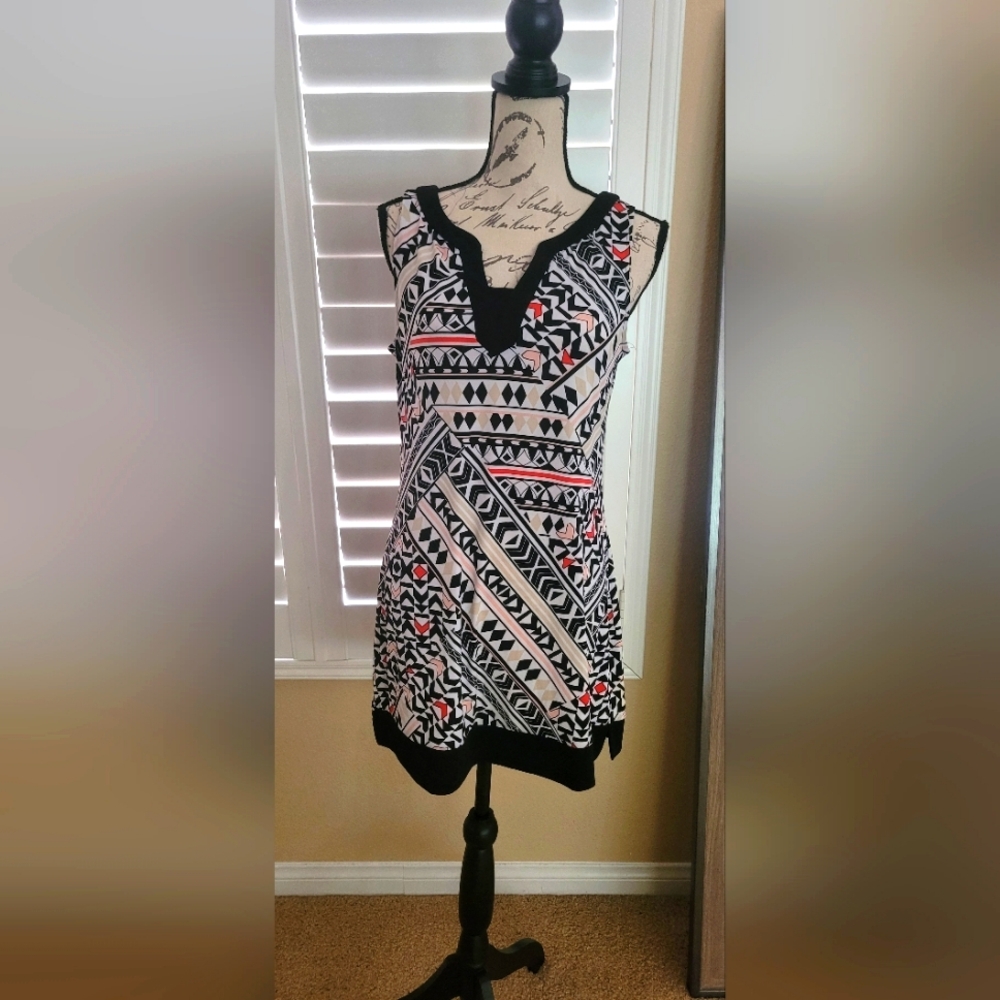 White House Black Market Sleeveless Patterned Dress